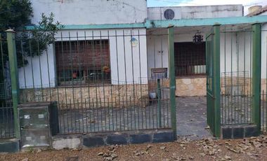 Casa en venta en Quilmes Oeste
