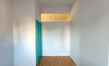 Oficina en Lavalle y Callao Recepción + 3 despachos Baño propio + Office