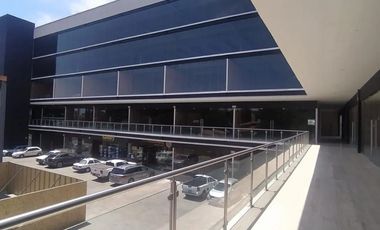 LOCAL COMERCIAL EN VENTA LA RESERVA QUERETARO CLV230809-AE