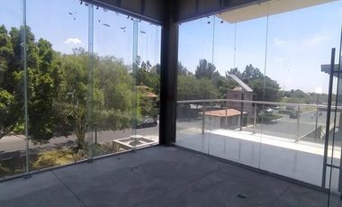 LOCAL COMERCIAL EN VENTA LA RESERVA QUERETARO CLV230809-AE
