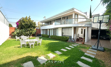 Venta de Casa para oficina en esquina en calle 20 Sur, El Mirador