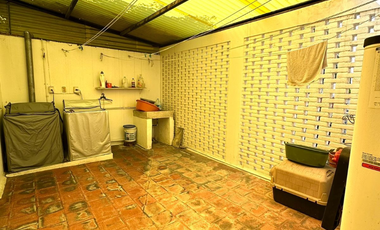 Venta de Casa para oficina en esquina en calle 20 Sur, El Mirador
