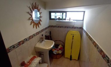 VENTA DE CASA AMPLIA ESQUINERA EN SALINAS SECTOR SOLYMAR (CMC)