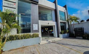 Edificio sobre Avenida Huayacan · Uso Comercial · Dos Niveles · 803M2