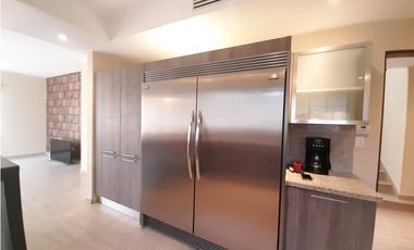 CASA CLAYTON SENDEROS CAMINO DE CRUCES LINEA BLANCA