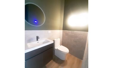 ALQUILER OFICINA AMOBLADA COSTA DEL ESTE 140M2 ESTRENAR MTTO INCLUIDO