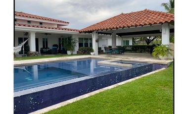 VENTA DE CASA EN VISTAMAR MARINA & GOLF cv
