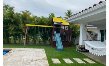 VENTA DE CASA EN VISTAMAR MARINA & GOLF cv