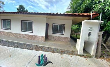 VENDO CASA NUEVA EN LOTE DE 1895M2