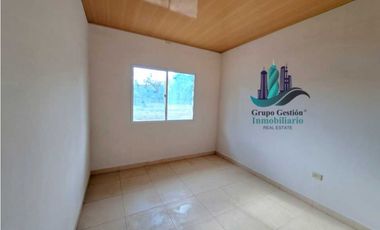 VENDO CASA NUEVA EN LOTE DE 1895M2