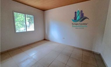 VENDO CASA NUEVA EN LOTE DE 1895M2