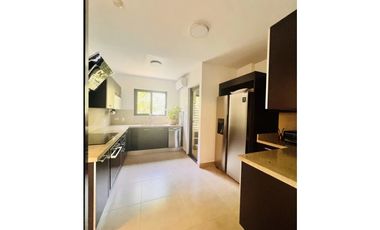 VENTA APARTAMENTO EN CLAYTON EMBASSY VILLAGE DE 201 M2