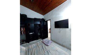 VENTA DE CASA  PARA INVERSIÓN EN MARGEN IZQUIERDA DE MONTERA