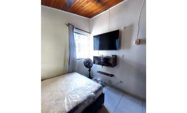 VENTA DE CASA  PARA INVERSIÓN EN MARGEN IZQUIERDA DE MONTERA