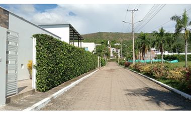 Se Vende Casa Campestre San Marcos Ricaurte Cundinamarca