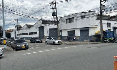 BODEGA O LOTE A LA VENTA EN LA MEJOR UBICACIÓN DE BARRIO COLOMBIA