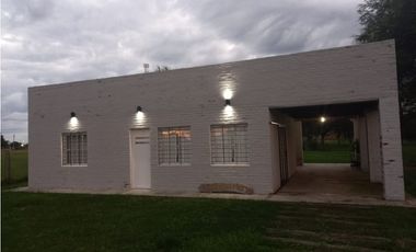 Casa de 2 dormitorios con pileta en La Mansa, para vivir y descansar!