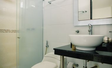 Apartamento amoblado en arriendo