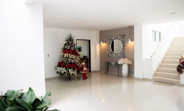 Apartamento amoblado en arriendo