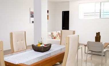 Apartamento amoblado en arriendo