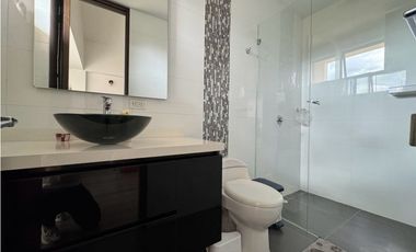 Bajo!  casa campestre unifamiliar en conjunto en venta en cajica. .