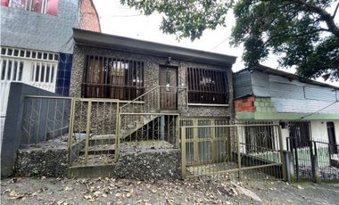 Compre Casa Barrio Cuidad Jardin Pereira, Gane 1% de Utilidad