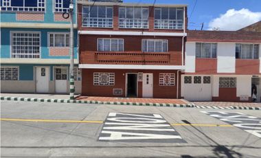Santa Librada casa rentable venta  6 unidades 4.8 millones 3 pisos