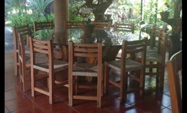 Venta de propiedad con 3 casas