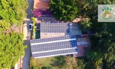 Venta de propiedad con 3 casas