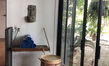 Venta de propiedad con 3 casas