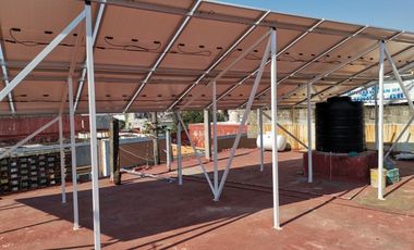Venta de propiedad con 3 casas