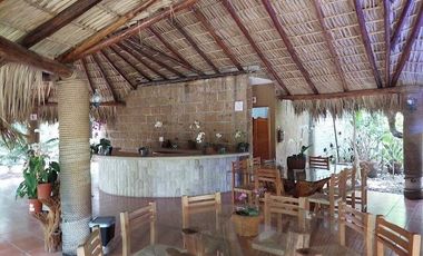 Venta de propiedad con 3 casas