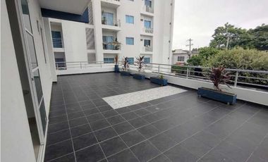 Se arrienda apartamento sin amoblar o amoblado en la castellana