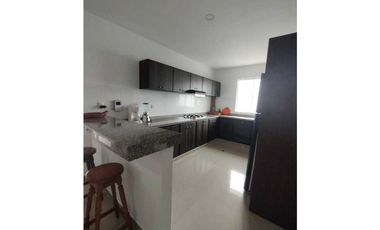 Se arrienda apartamento sin amoblar o amoblado en la castellana
