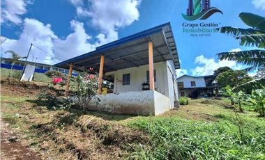 VENDO CASA CON 4 APARTAMENTOS CON 4 BAÑOS