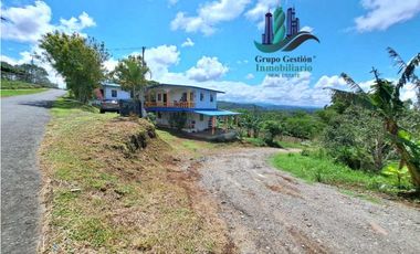 VENDO CASA CON 4 APARTAMENTOS CON 4 BAÑOS
