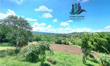 VENDO LOTE DE 1600M2 TITULADO MAS 700 D.P.
