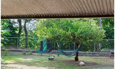 VENDO CASA EN LAS LOMAS