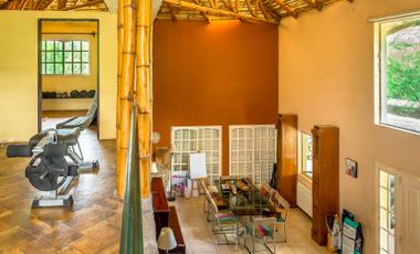 CASA VENTA VAQUEROS 3 DORMITORIOS 1500 M2