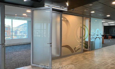 Oficina en Arriendo en Torre Paris/ Metro Los Leones