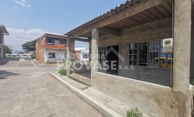 CASA en VENTA en Los Patios Urb. Valles Del Mirador