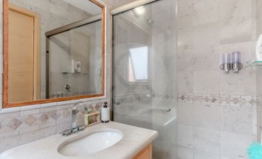 Casa en venta en Santa María Tepepan