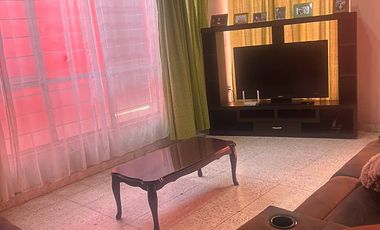 CASA EN VENTA EN JARDINES DE MORELOS (SOBRE AVENIDA PRINCIPAL)