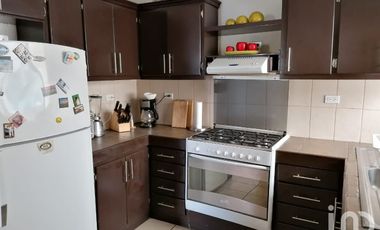 CASA EN RENTA CON DEPARTAMENTO Y ESTUDIO OFICINA ZONA CENTRAL LA PAZ