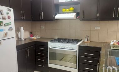 CASA EN RENTA CON DEPARTAMENTO Y ESTUDIO OFICINA ZONA CENTRAL LA PAZ