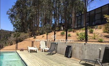 Tunquen, Bosquemar, Preciosa casa con vista al mar y bosque.