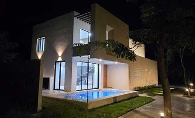 Casa en venta en Paseo Country, Mérida, Yucatán.