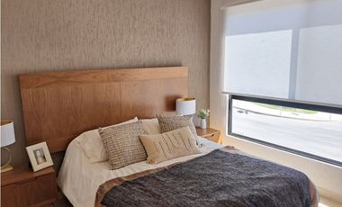 CASA EN VENTA EN CIUDAD MESETA QUERETARO GAA