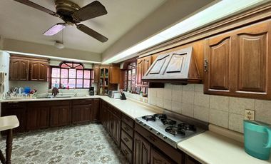 CASA EN VENTA LOMAS DEL VALLE ZAPOPAN