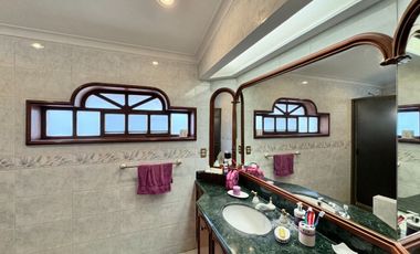 CASA EN VENTA LOMAS DEL VALLE ZAPOPAN